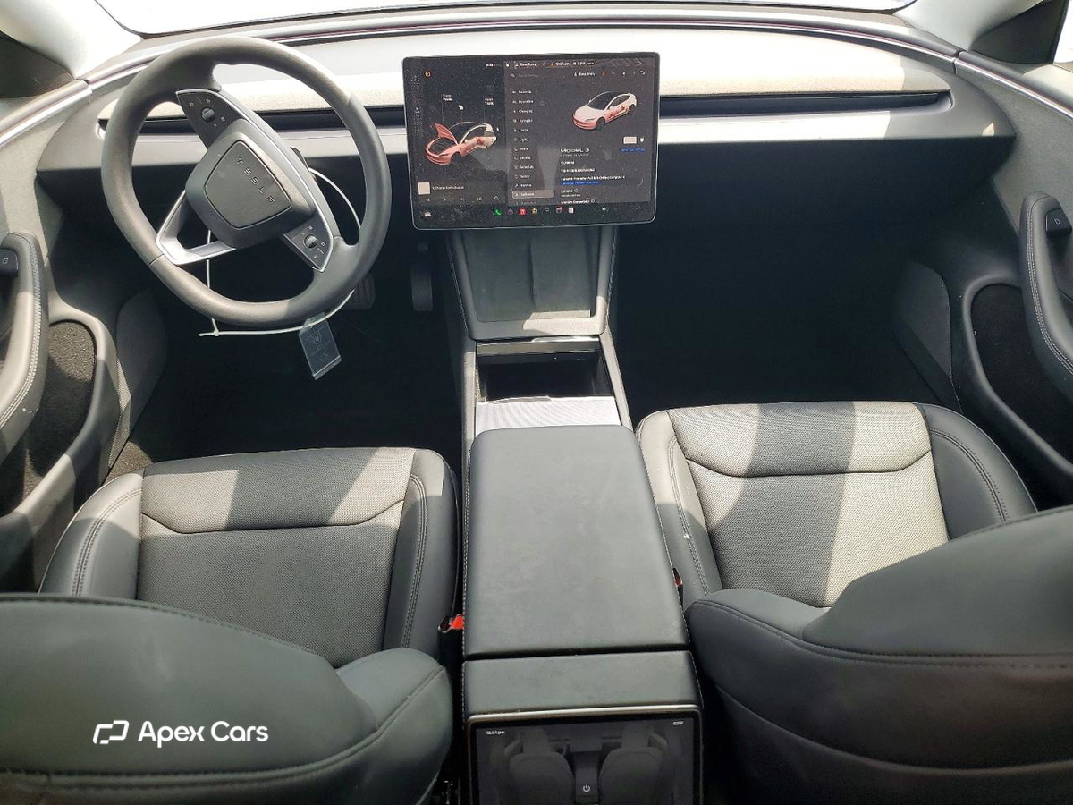 Tesla Model 3 2025