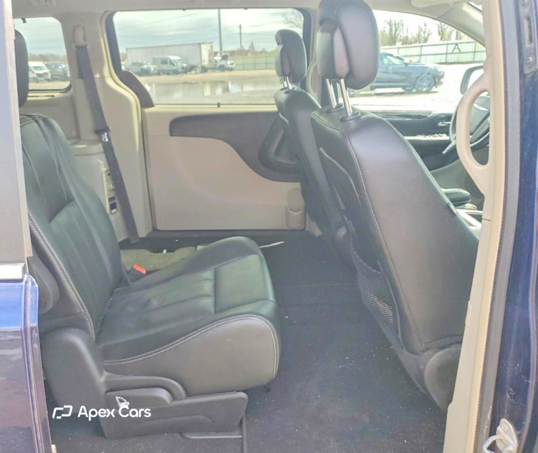 Chrysler Voyager 2016