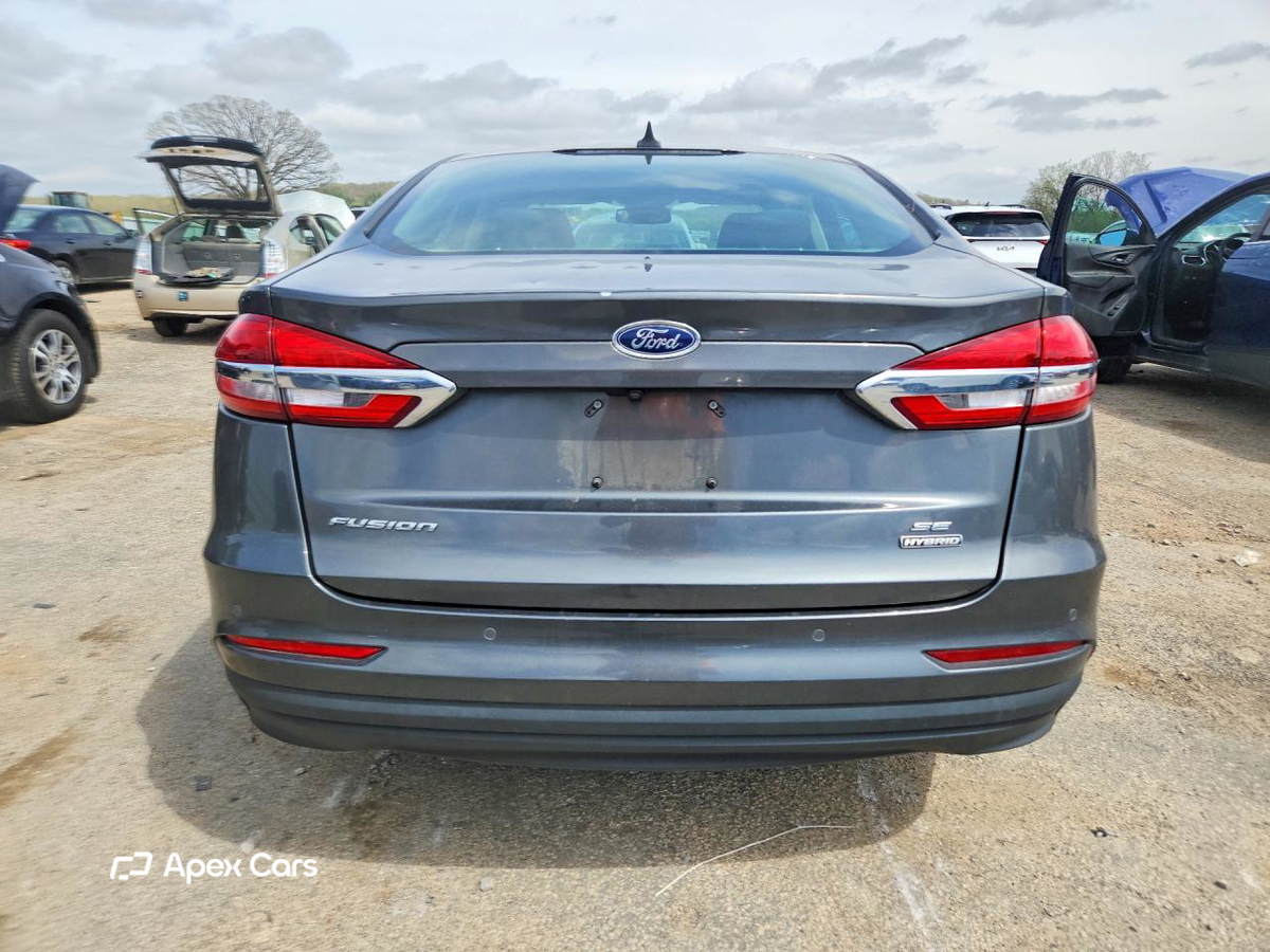 Ford Fusion 2020
