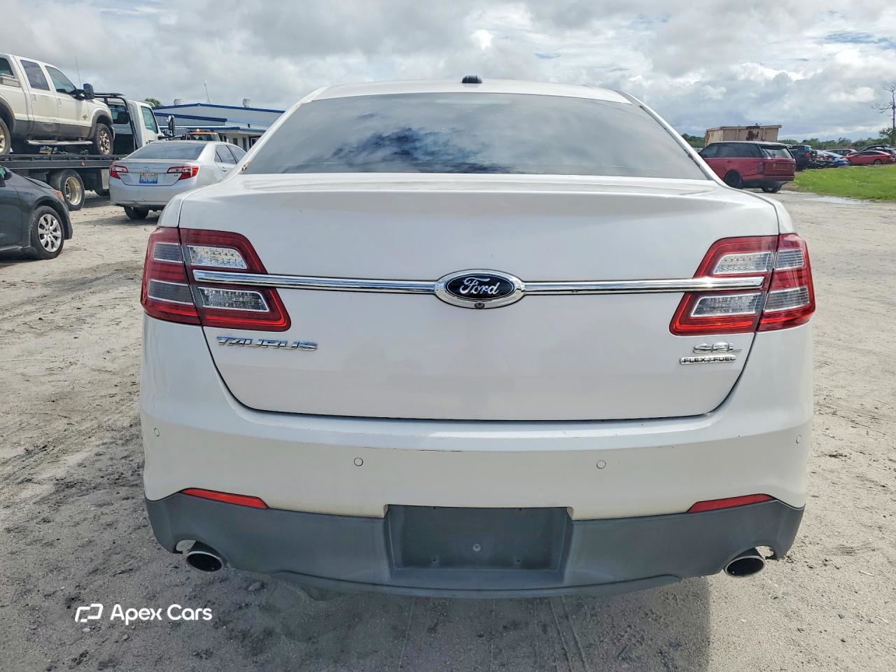 Ford Taurus 2014