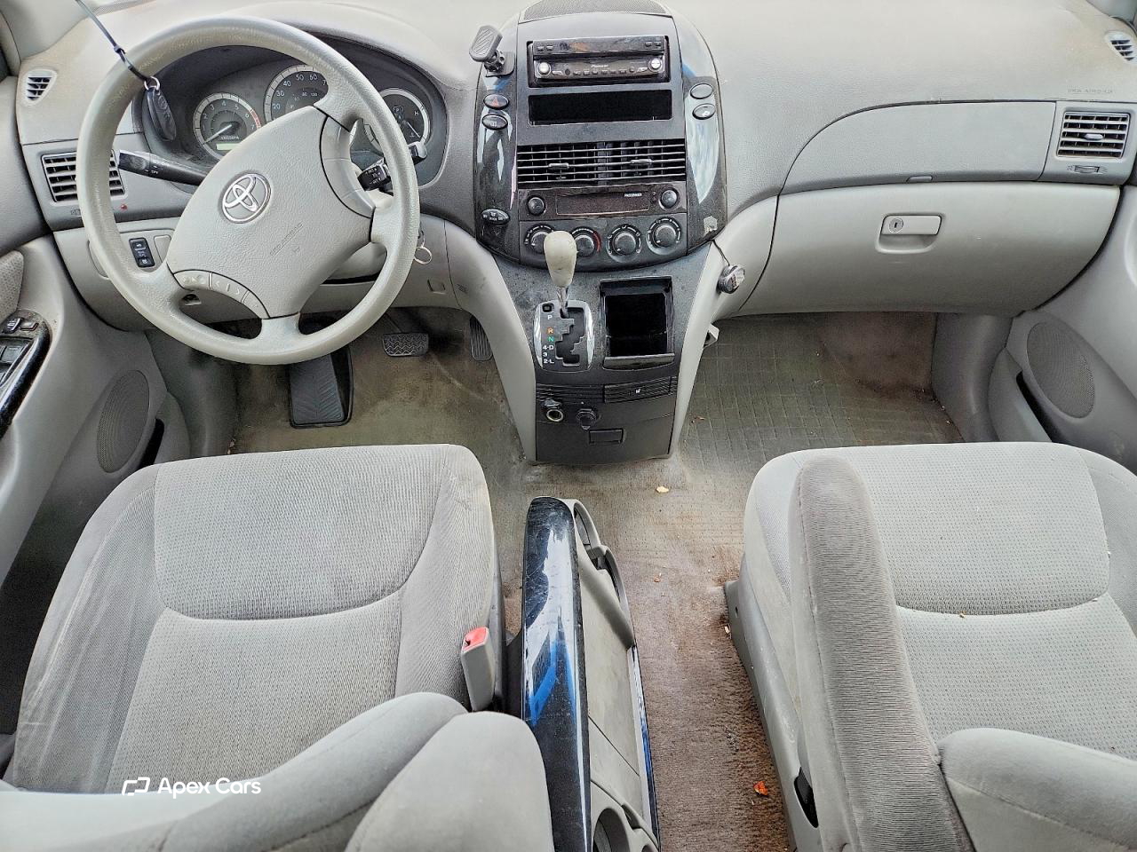 Toyota Sienna 2005