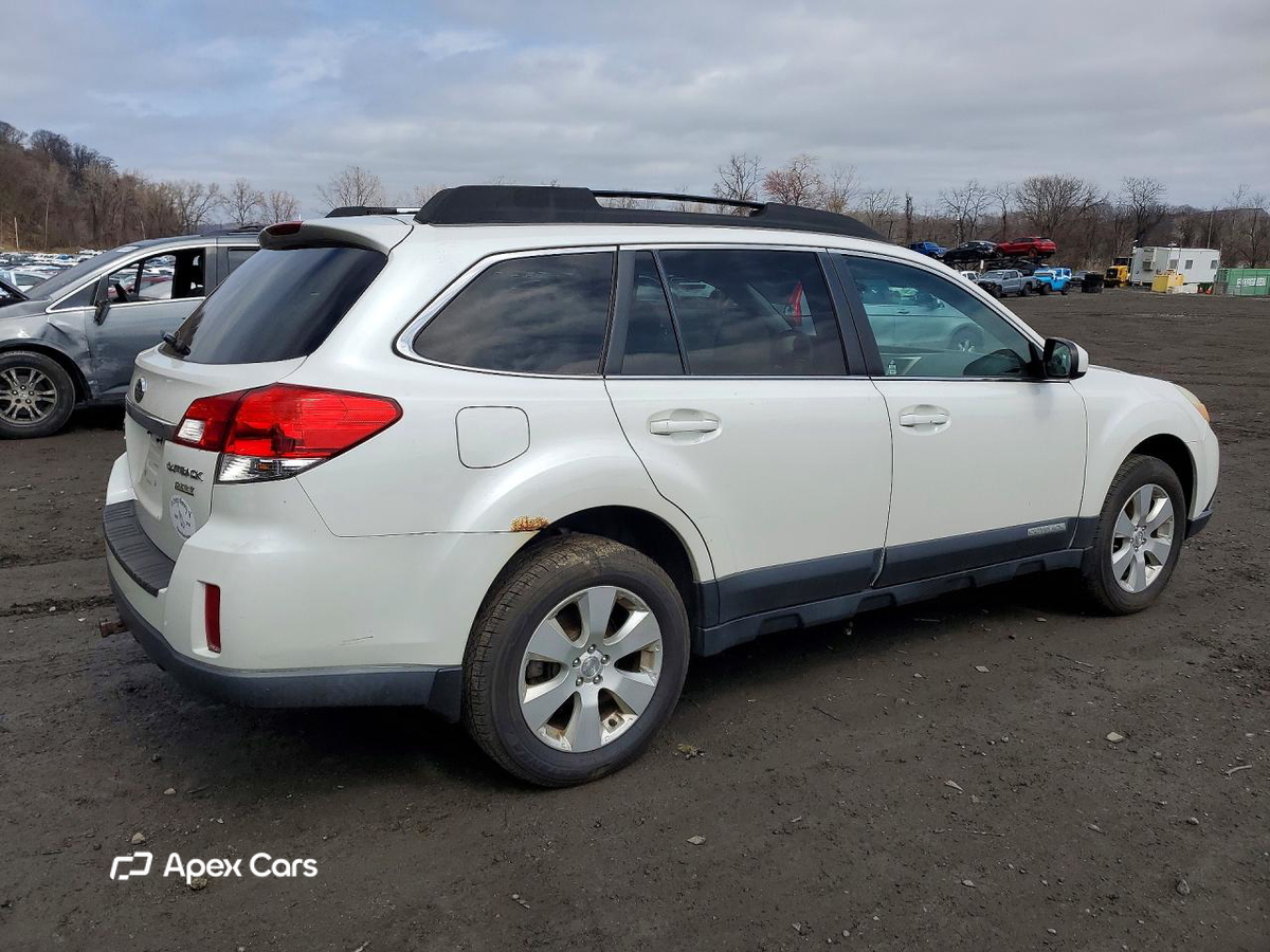 Subaru Outback 2011