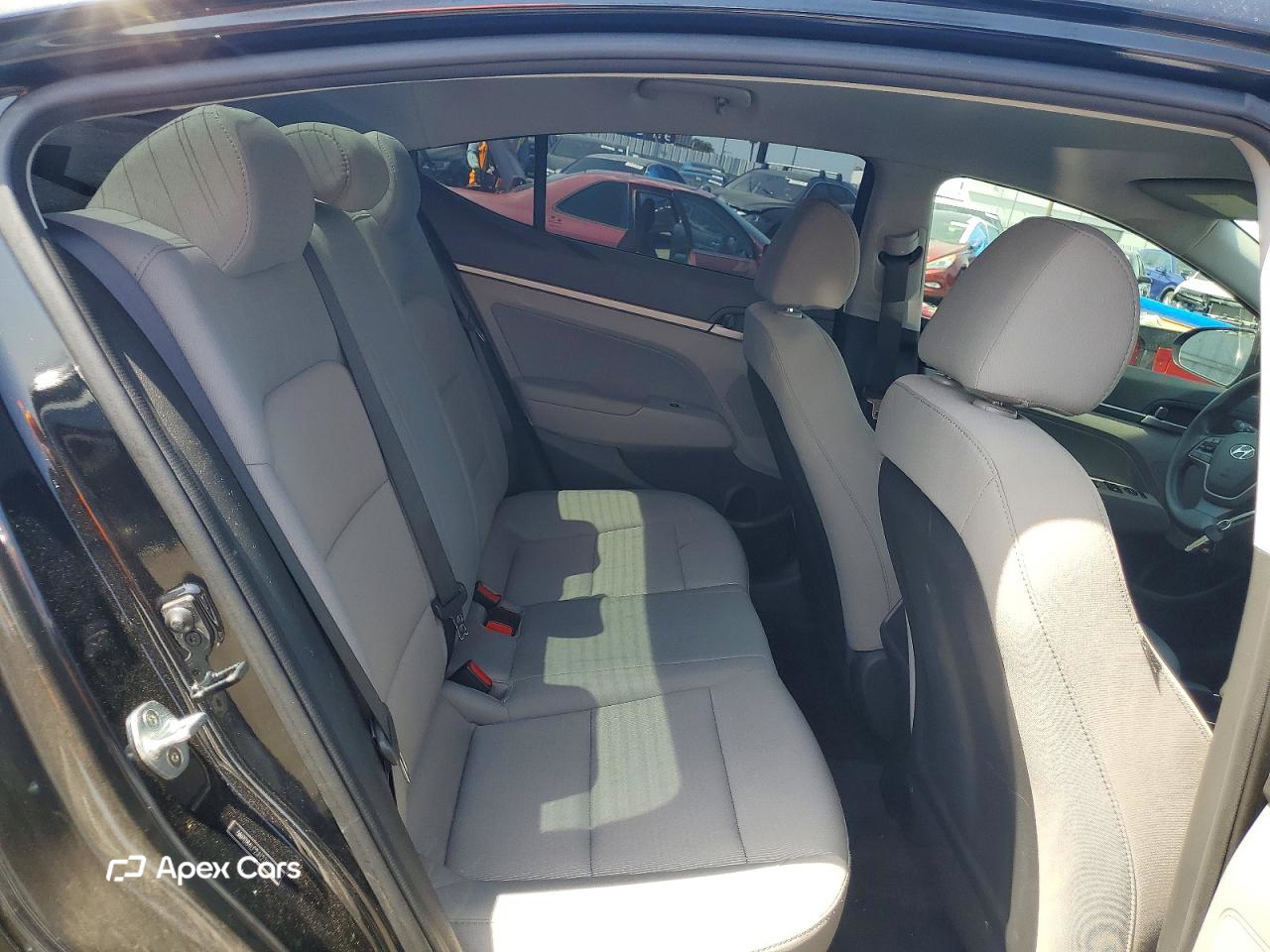Hyundai Elantra 2018