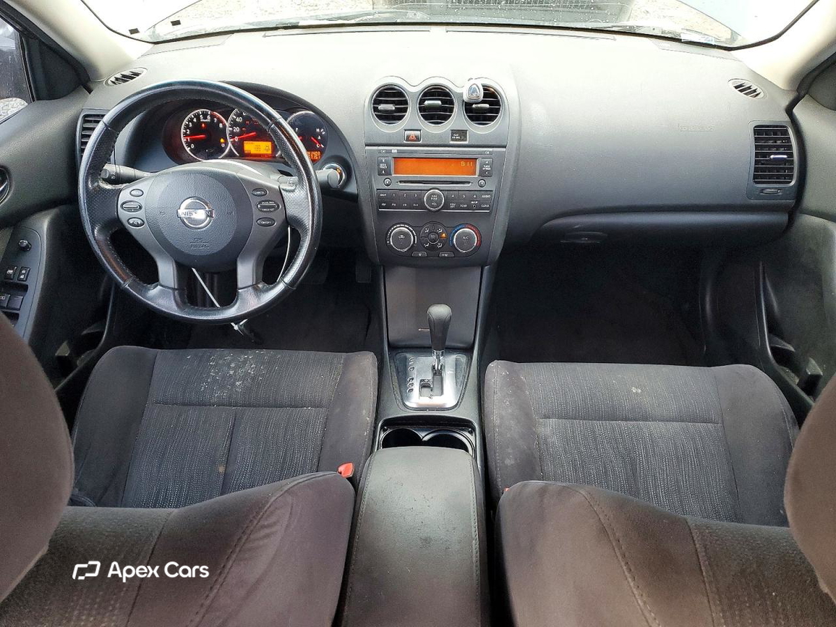 Nissan Altima 2012