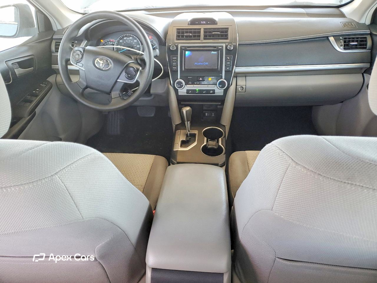 Toyota Camry 2012