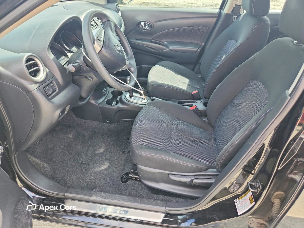 Nissan Versa 2018