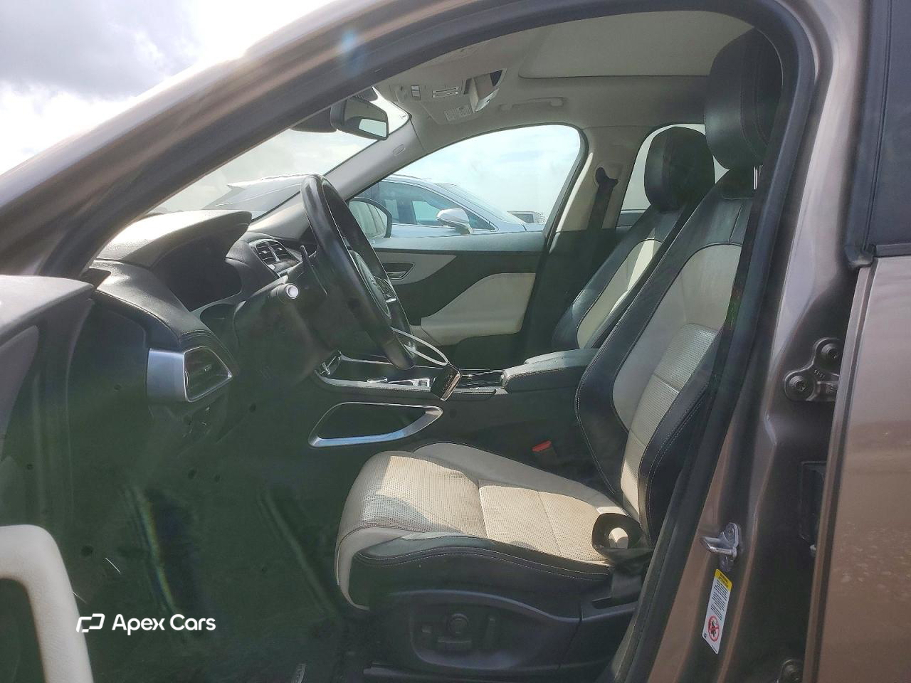 Jaguar F-Pace 2017