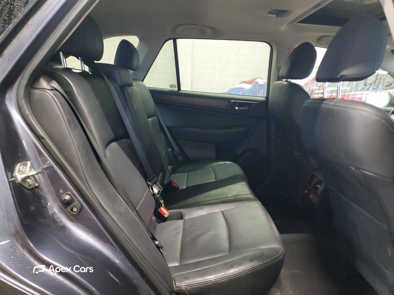 Subaru Outback 2015