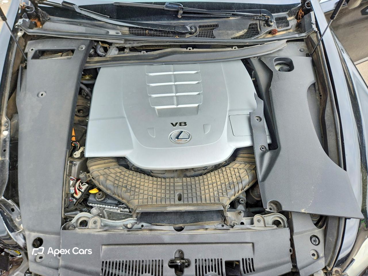 Lexus LS 2012