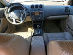 Nissan Altima 2010