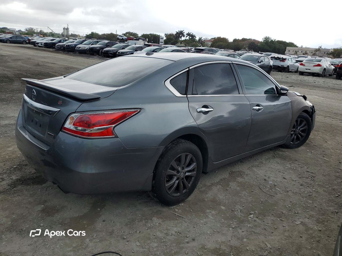 Nissan Altima 2015