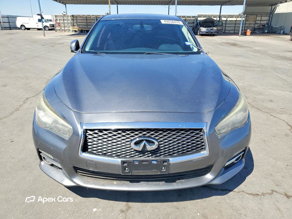Infiniti Q50 2014