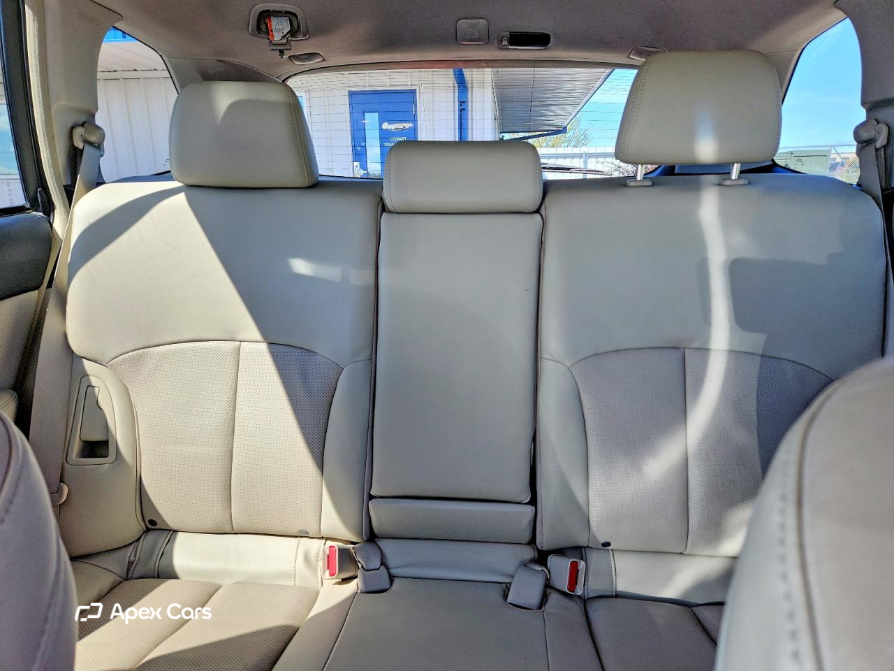 Subaru Outback 2014
