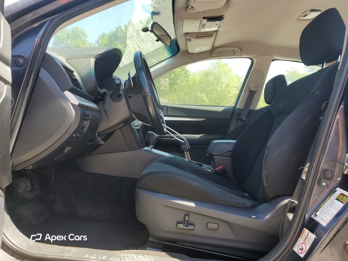 Subaru Legacy 2013