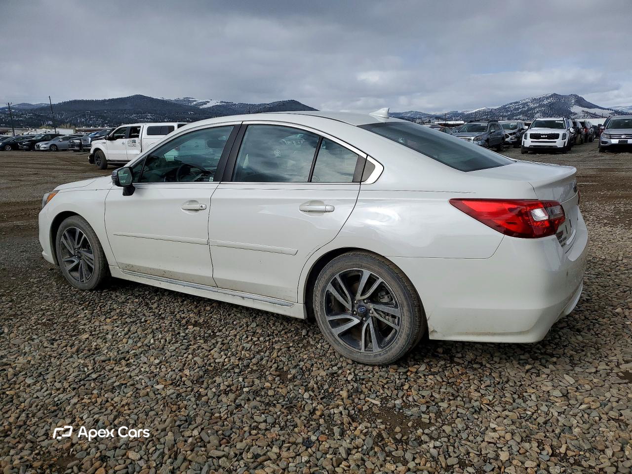 Subaru Legacy 2017