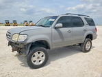 Toyota Sequoia 2004