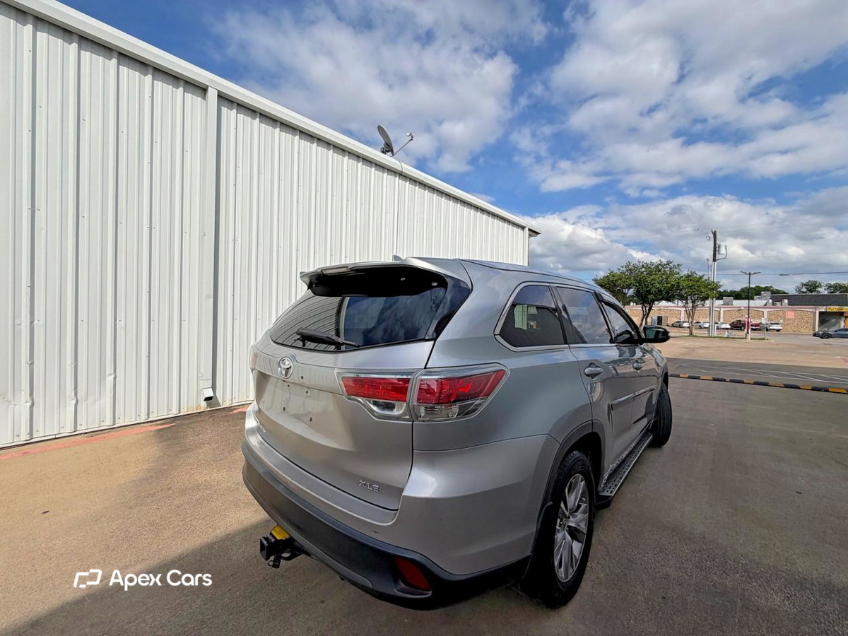 Toyota Highlander 2015