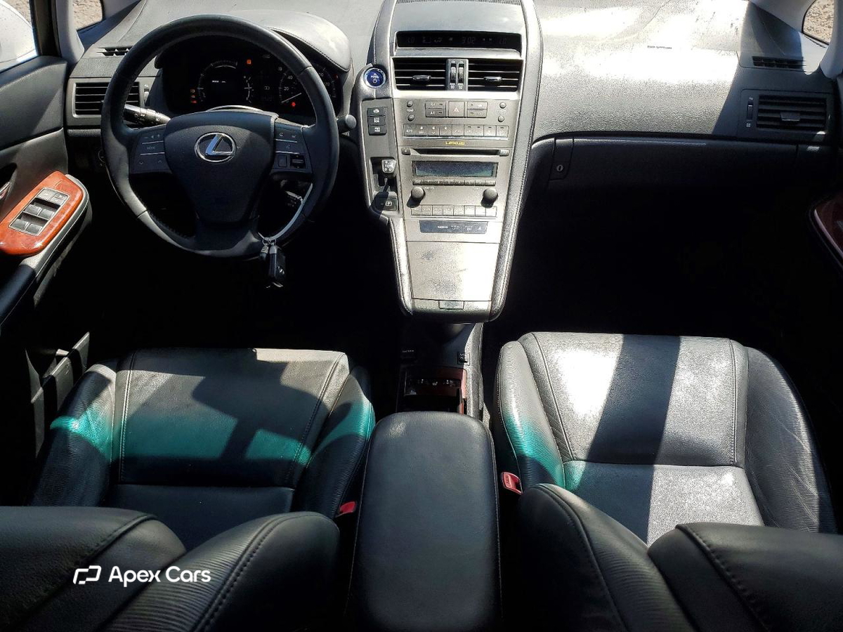 Lexus HS 2010