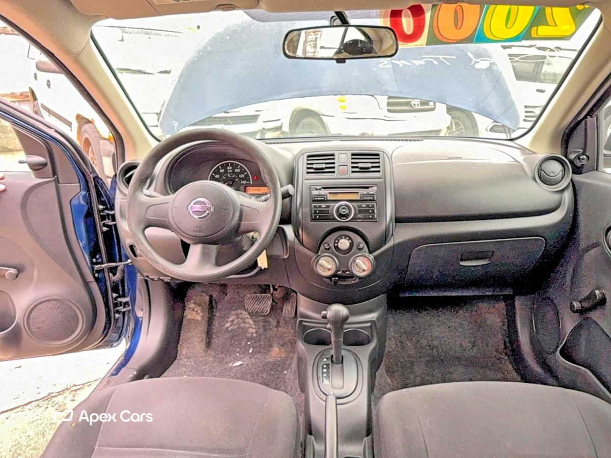 Nissan Versa 2012
