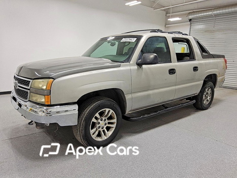 Chevrolet Avalanche 2004 - Image 1 of 13