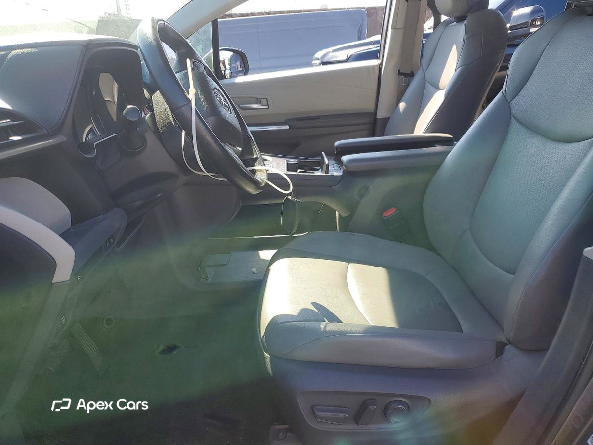 Toyota Sienna 2021