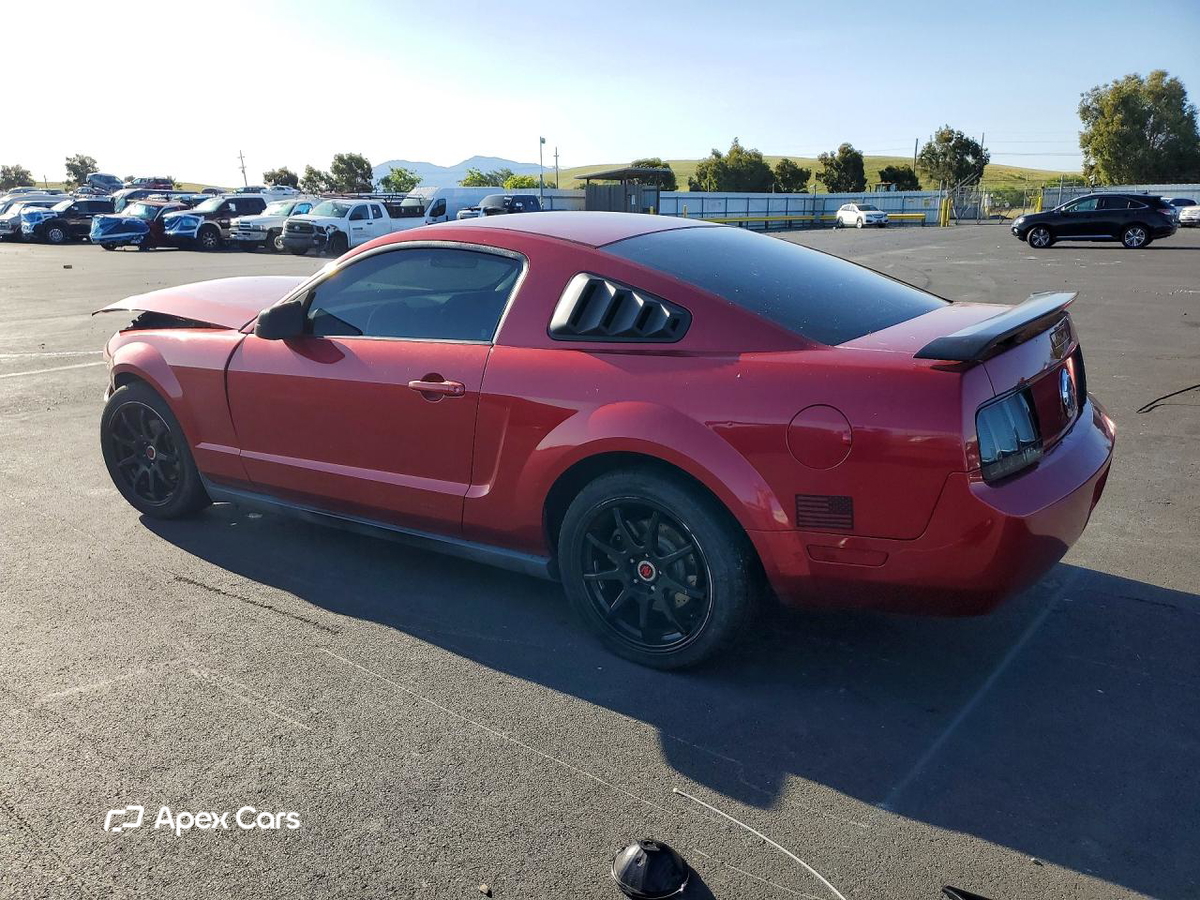 Ford Mustang 2007