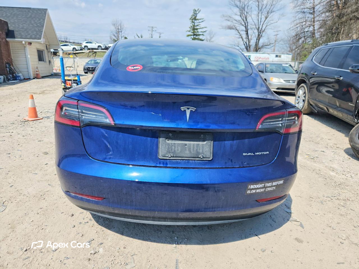 Tesla Model 3 2021