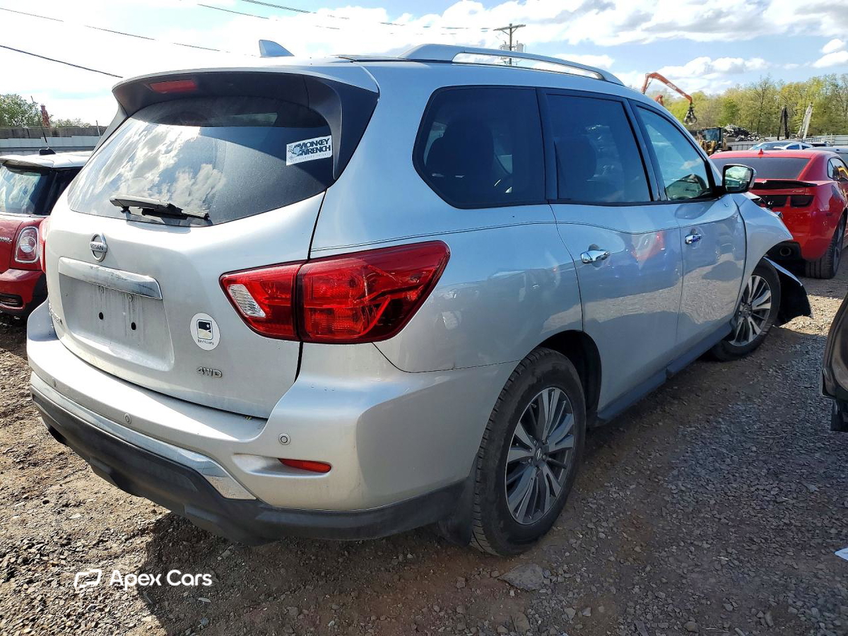 Nissan Pathfinder 2019