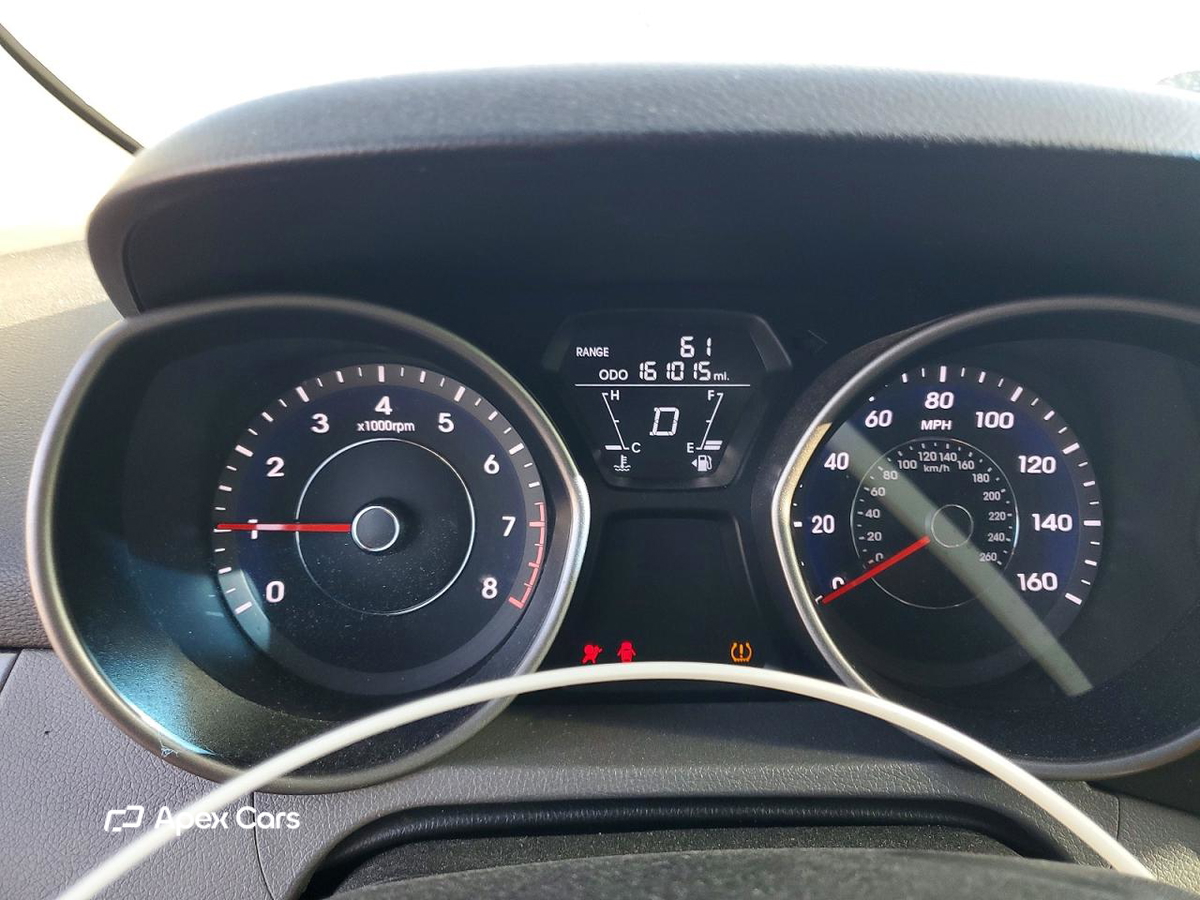 Hyundai Elantra 2013