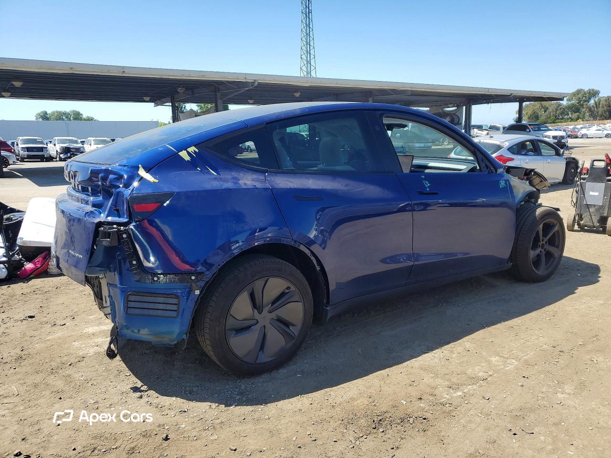 Tesla Model Y 2026