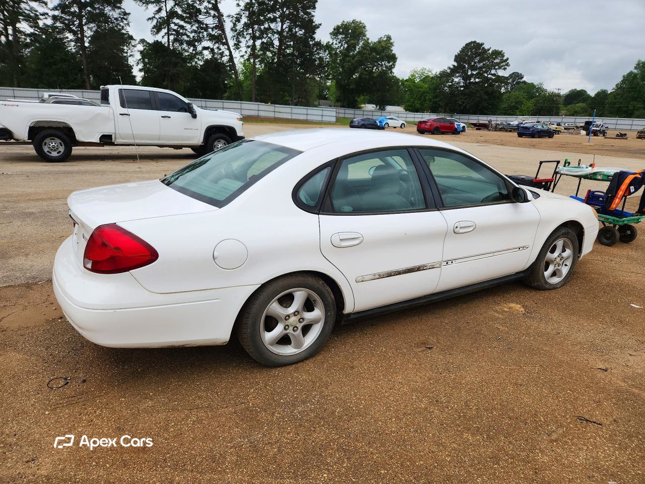 Ford Taurus 2001