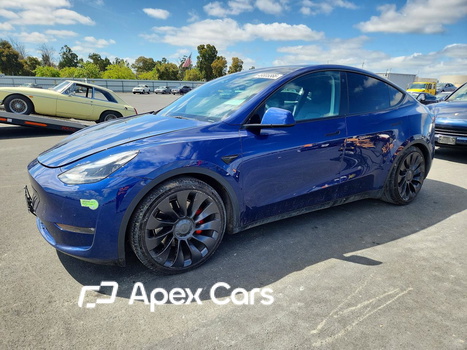 Tesla Model Y 2022 - Image 1 of 5