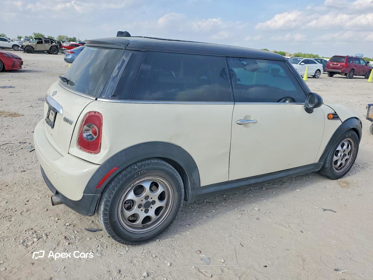 MINI Cooper 2013