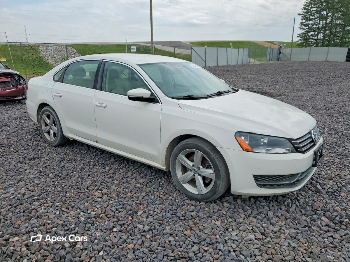 Volkswagen Passat 2013