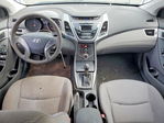 Hyundai Elantra 2016