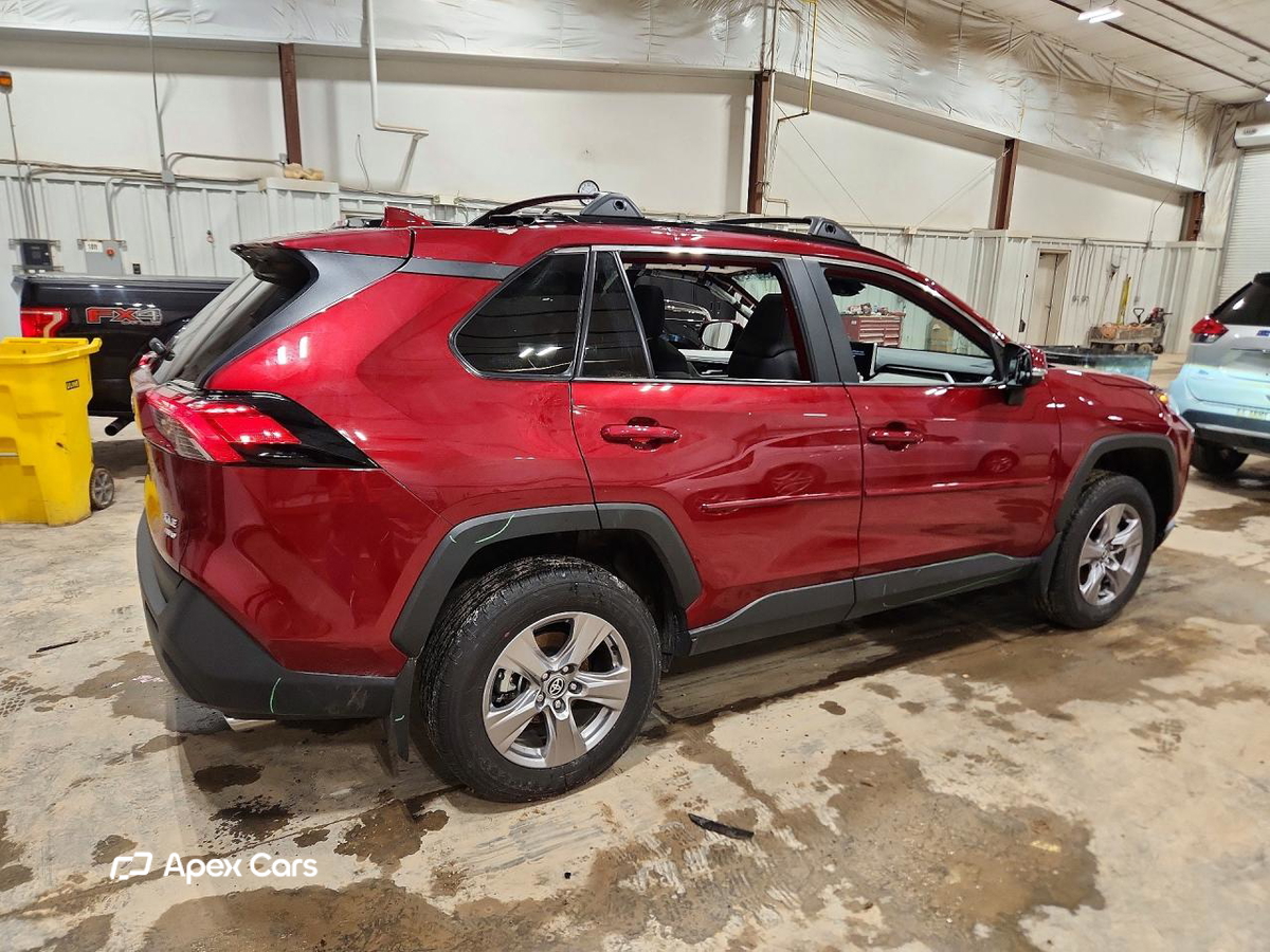 Toyota RAV 4 2025