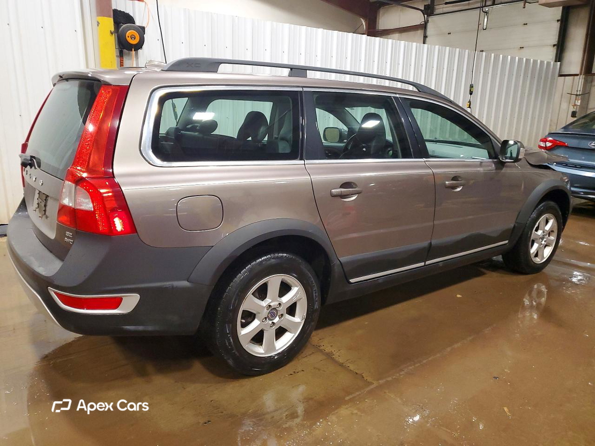 Volvo XC70 2010