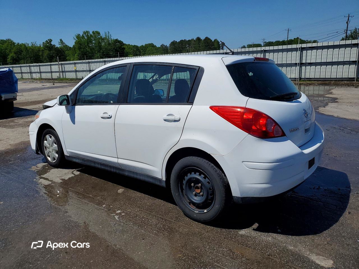 Nissan Versa 2012
