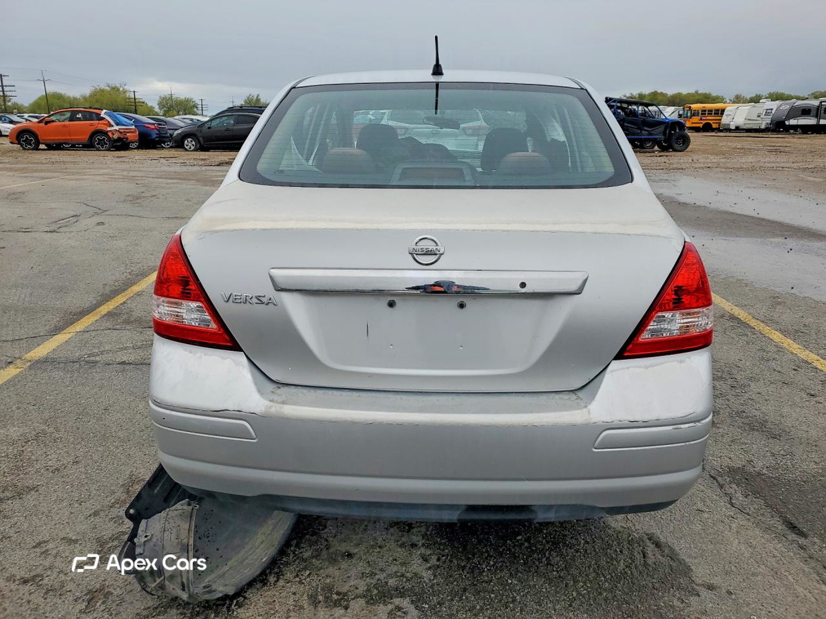Nissan Versa 2010