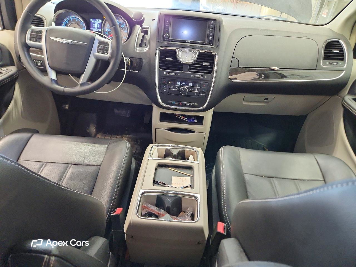 Chrysler Voyager 2012