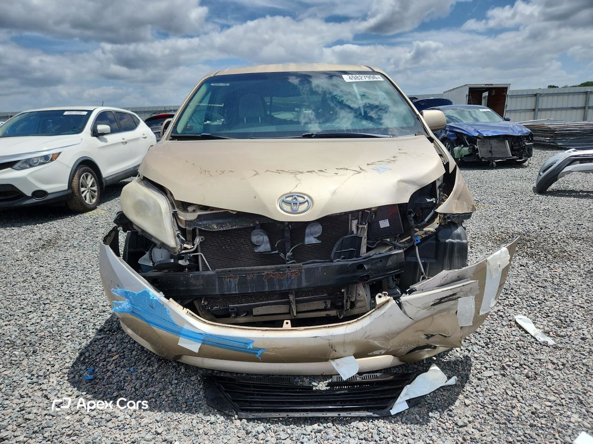 Toyota Sienna 2012
