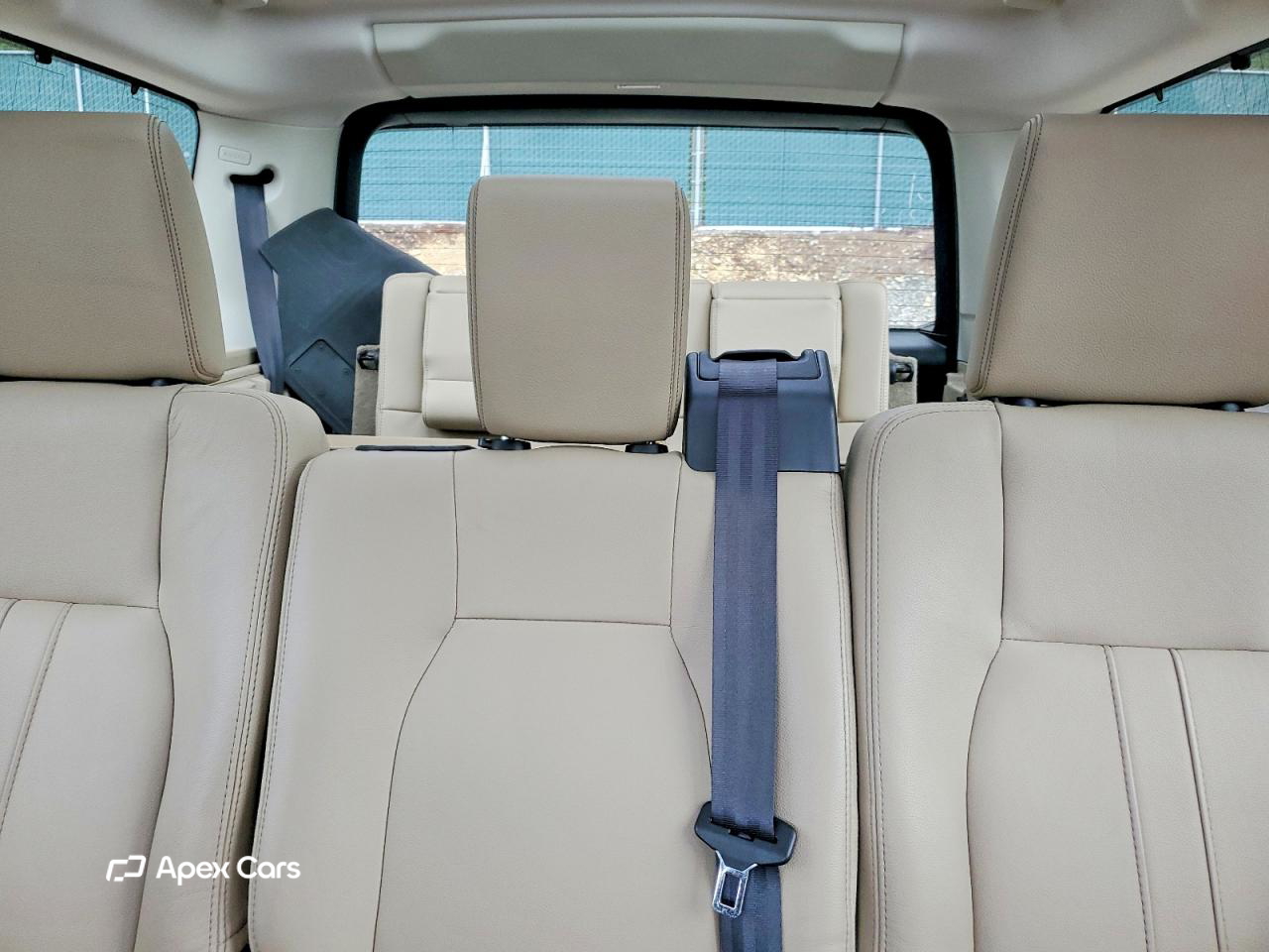 Land Rover LR4 2016
