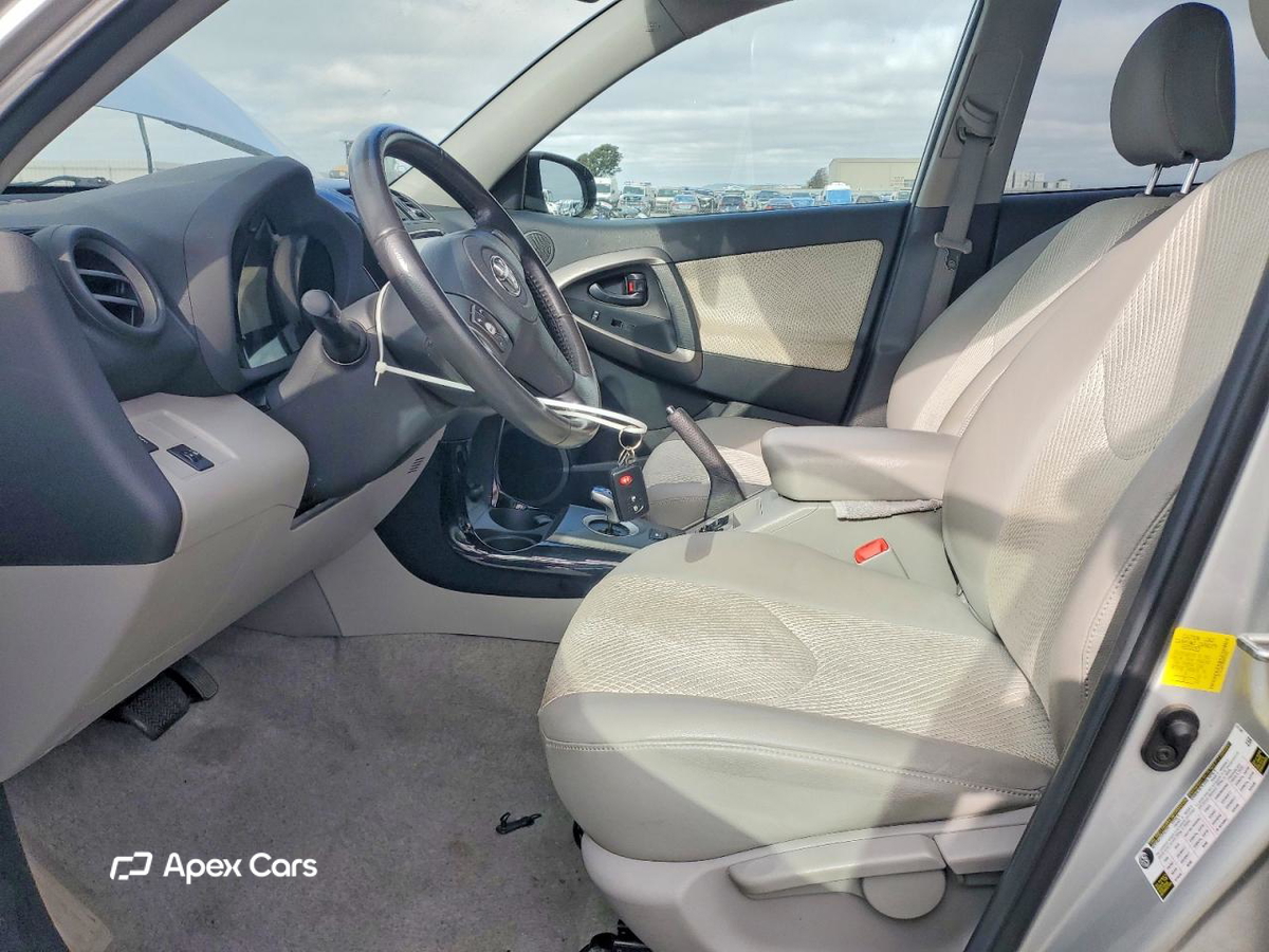 Toyota RAV 4 2014