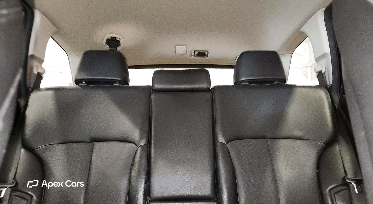 Subaru Outback 2011