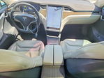 Tesla Model S 2015