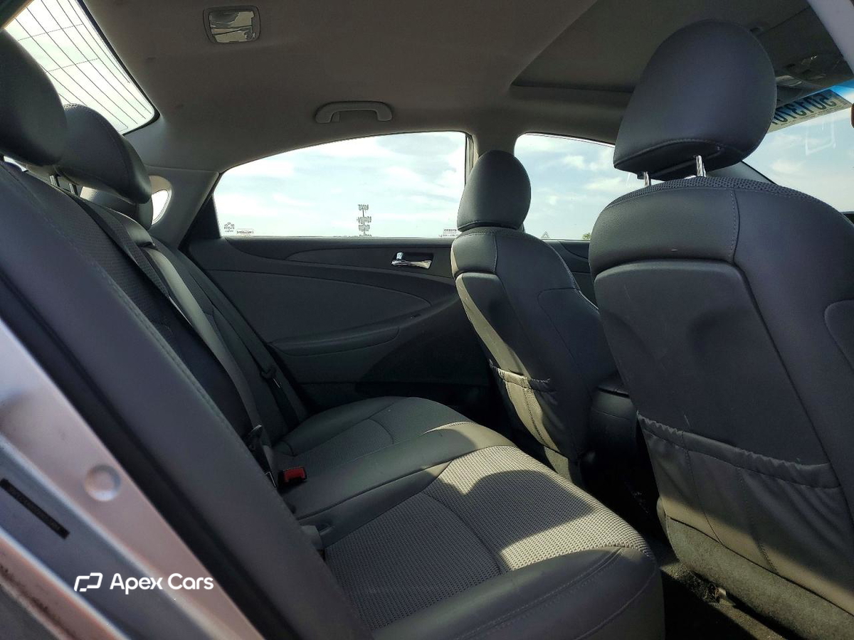 Hyundai Sonata 2013