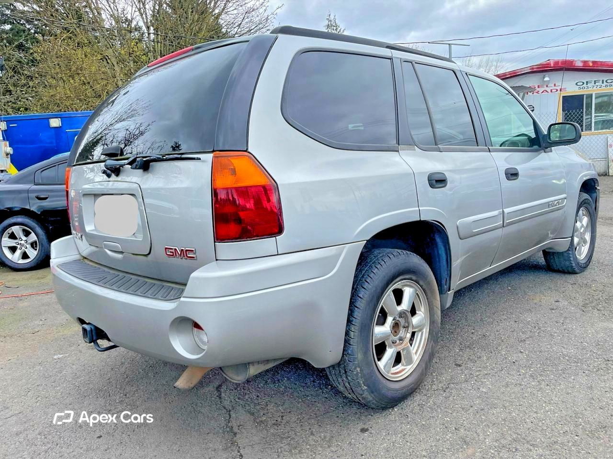 GMC Envoy 2004