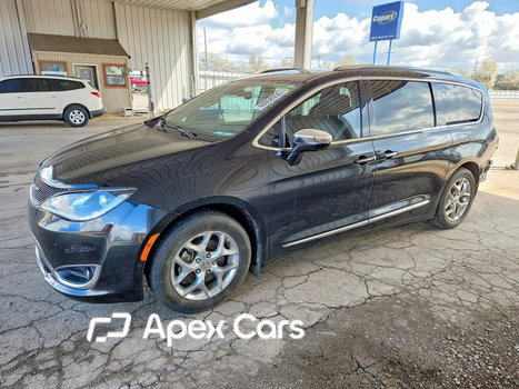 Chrysler Pacifica 2018 - Image 1 of 5
