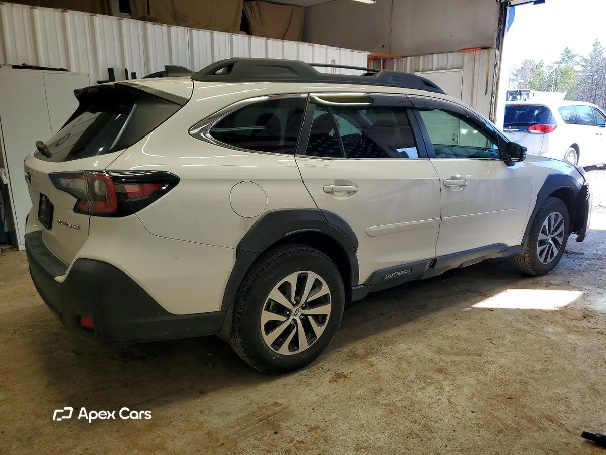 Subaru Outback 2025