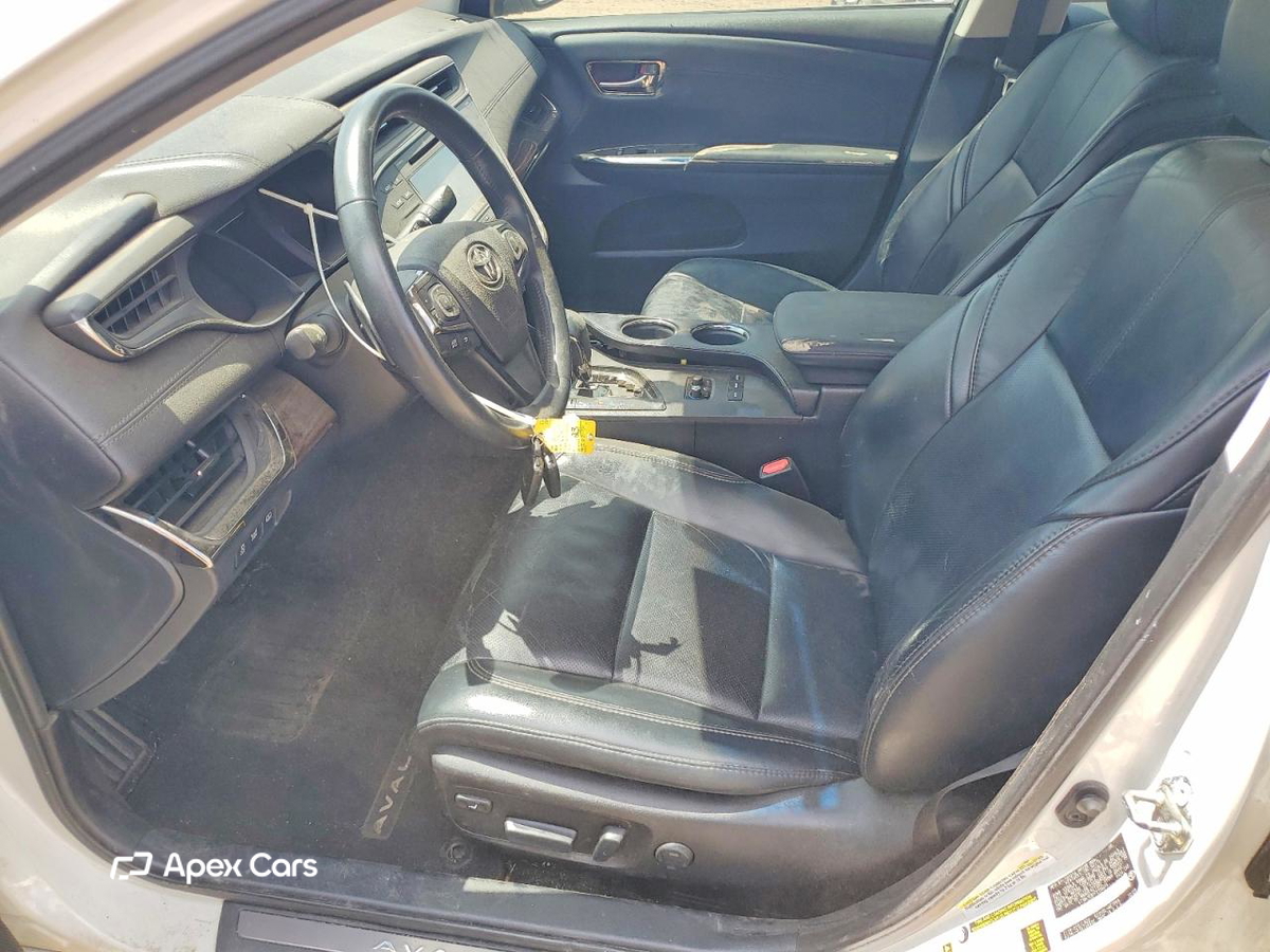 Toyota Avalon 2015